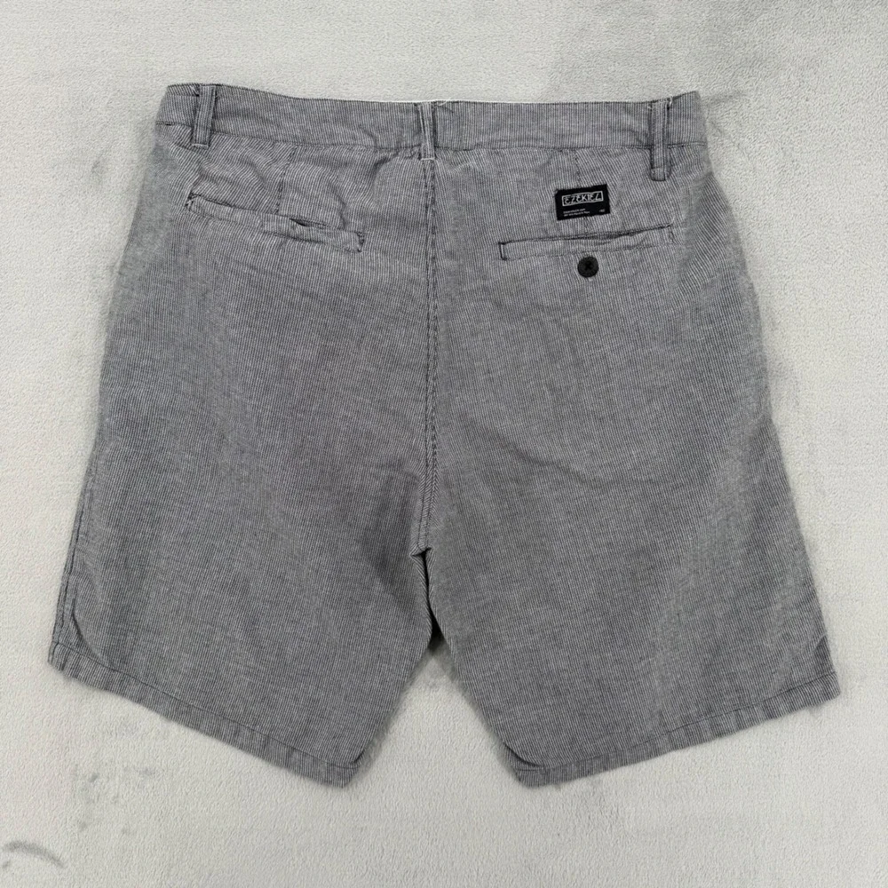 Ezekiel Mens Striped Chino Shorts Black White Pinstripe Flat Front‎ Size 34